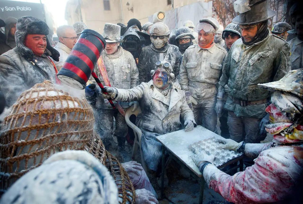 Els Enfarinats, the Festival of Ibi where eggs and flour are thrown